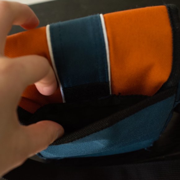 Y2K Point Zero Crossbody Messenger Bag - Picture 4 of 6